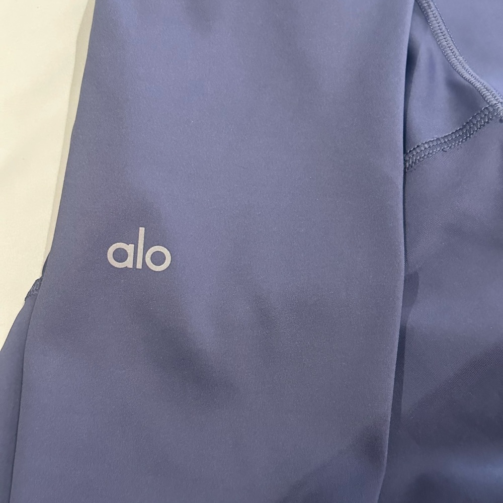 ALO Yoga Charcoal Leggings